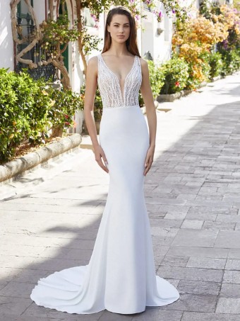 Love by Enzoani #Betsy #1 thumbnail